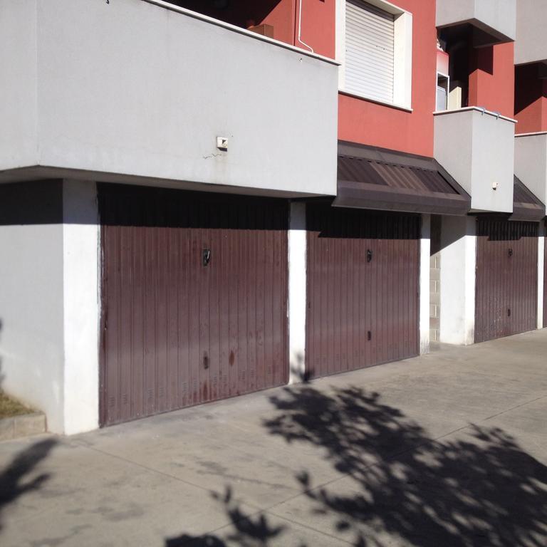 Appartamento Aleph With Private Parking, Next Train Station Como Exterior photo