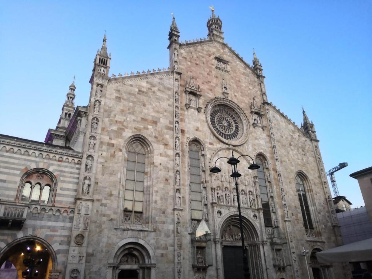 Appartamento Aleph With Private Parking, Next Train Station Como Exterior photo